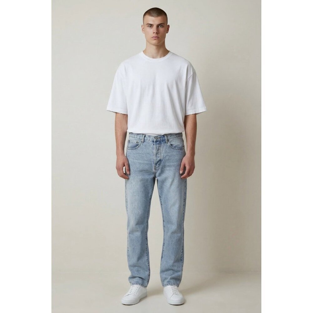LWH Light Wash Jeans Mens 32 Straight Leg Vintage Denim Blue NWT Classic